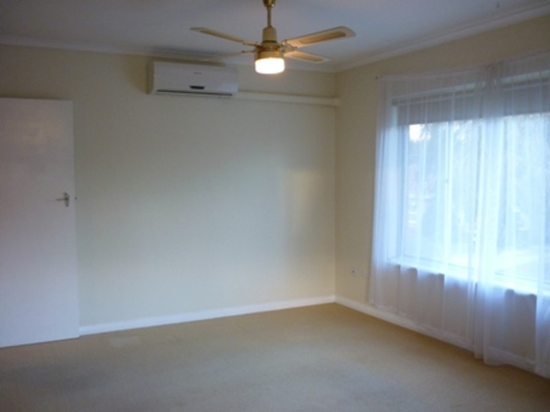 4/64 Military Road, West Beach SA 5024