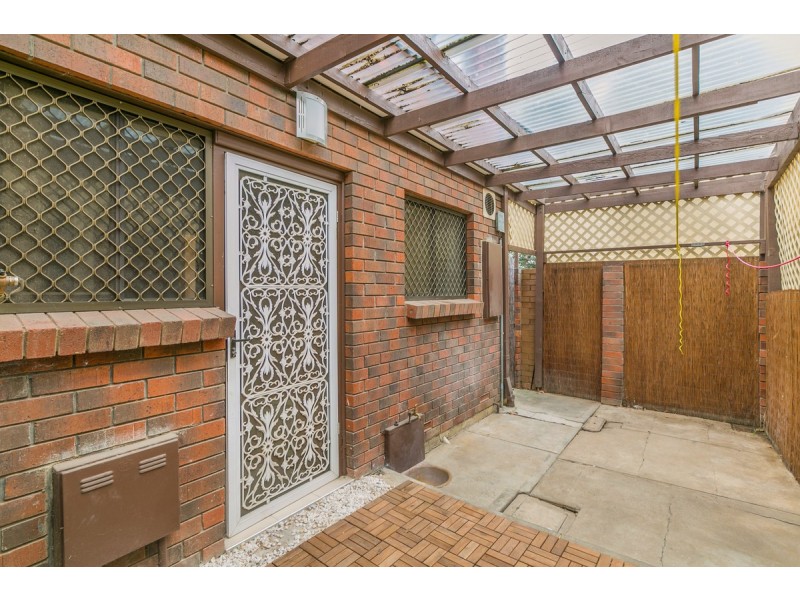 1/18 David Avenue, Mitchell Park SA 5043