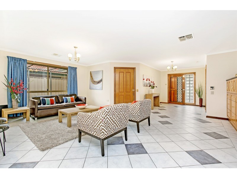 27 Kelsey Avenue, Mitchell Park SA 5043