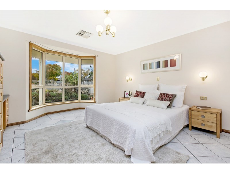 27 Kelsey Avenue, Mitchell Park SA 5043