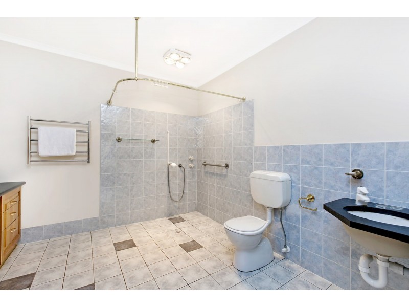 27 Kelsey Avenue, Mitchell Park SA 5043