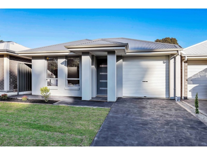 9A London Road, Aberfoyle Park SA 5159