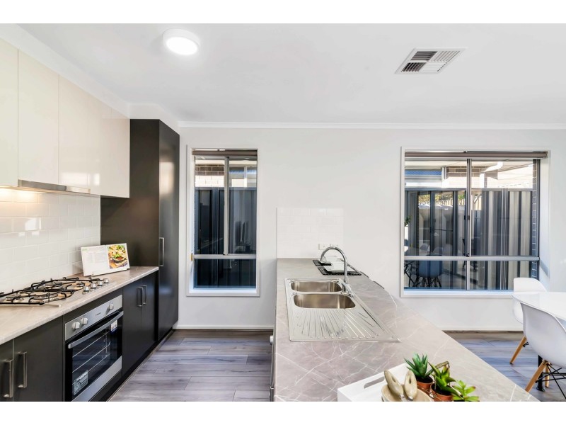 9A London Road, Aberfoyle Park SA 5159