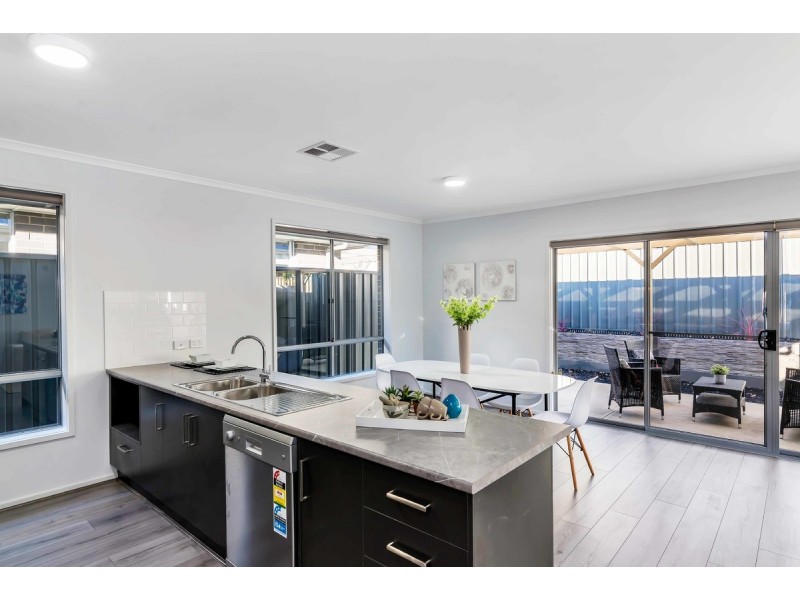 9A London Road, Aberfoyle Park SA 5159