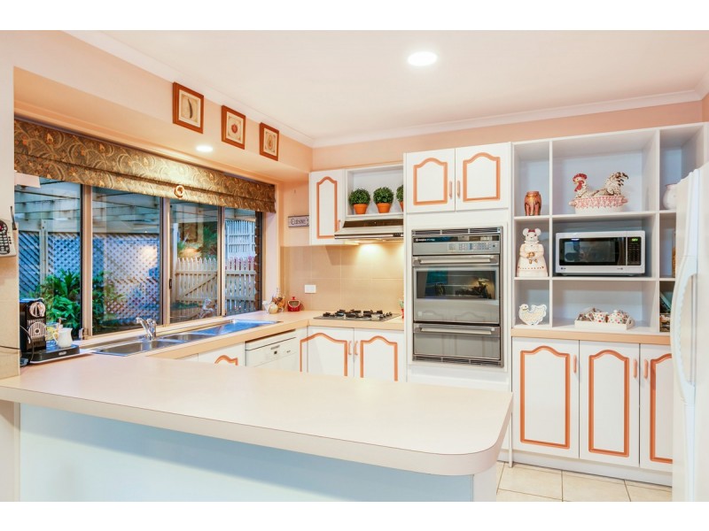 4 Highwood Court, Aberfoyle Park SA 5159