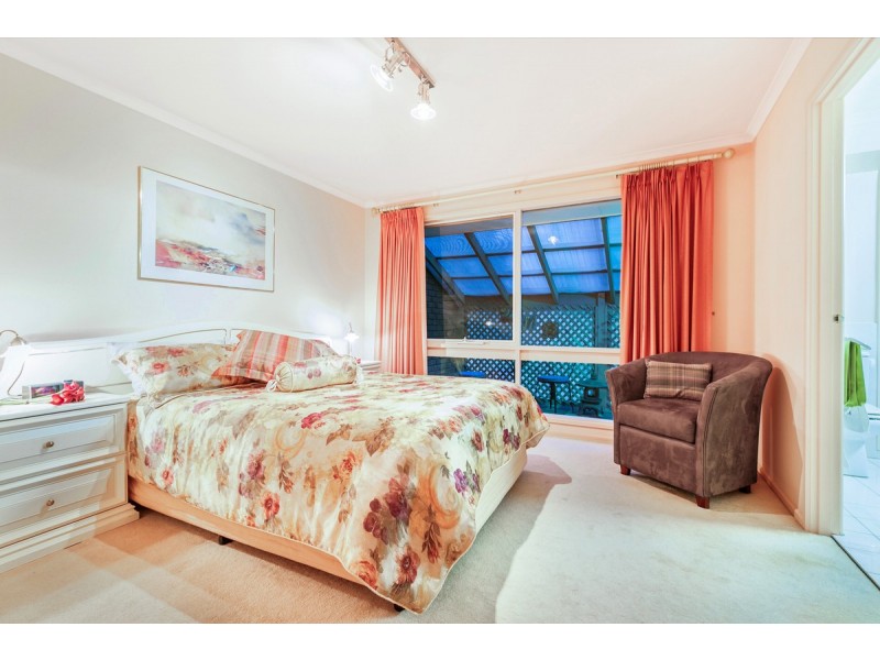 4 Highwood Court, Aberfoyle Park SA 5159