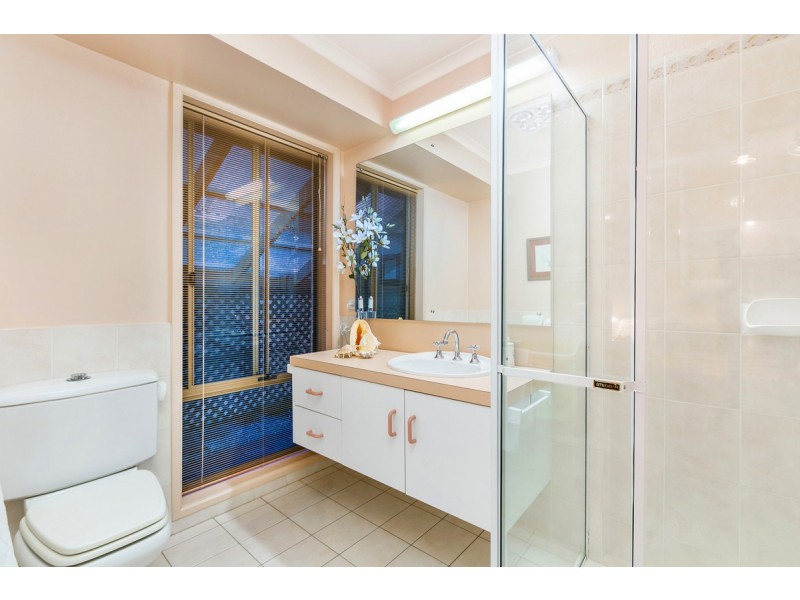 4 Highwood Court, Aberfoyle Park SA 5159