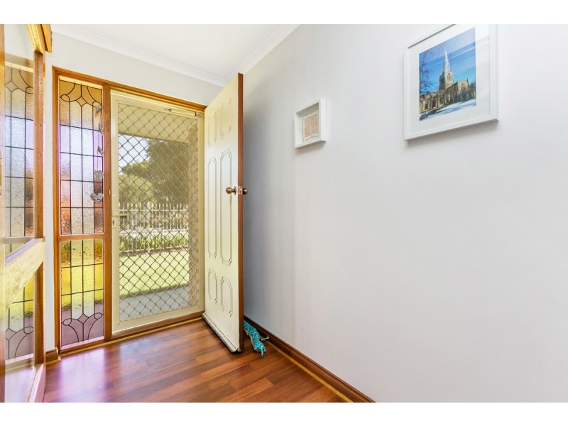 2a Raymond Grove, Warradale SA 5046