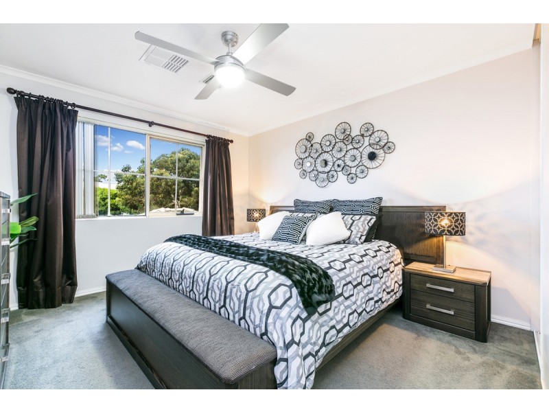 1/26 Myrtle Grove, Clovelly Park SA 5042