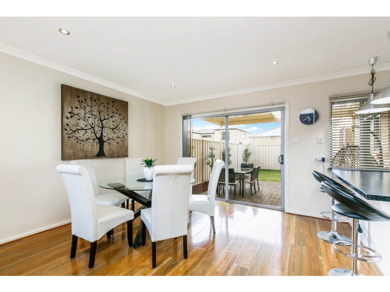 6 Inverell Avenue, North Plympton SA 5037