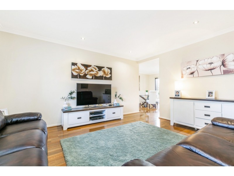 6 Inverell Avenue, North Plympton SA 5037