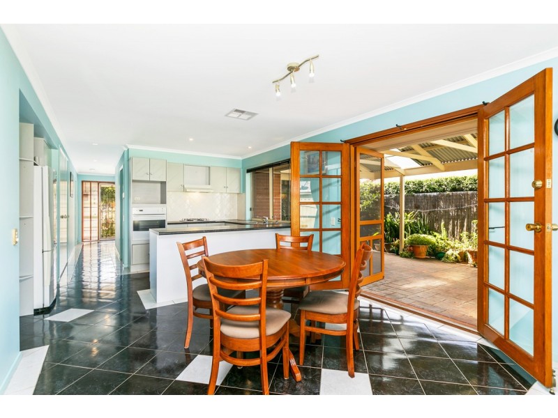 16 Phelps Court, Fulham SA 5024