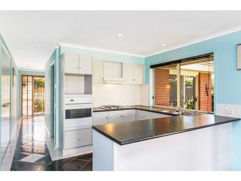 16 Phelps Court, Fulham SA 5024