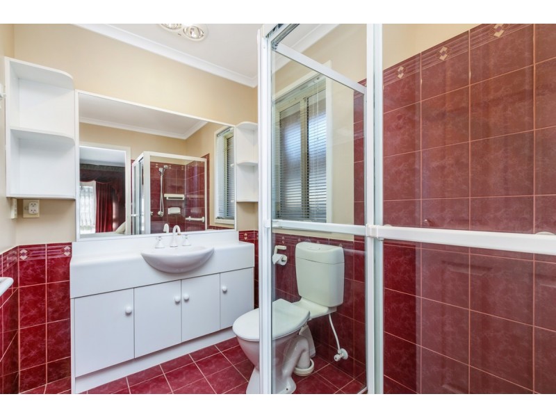 16 Phelps Court, Fulham SA 5024