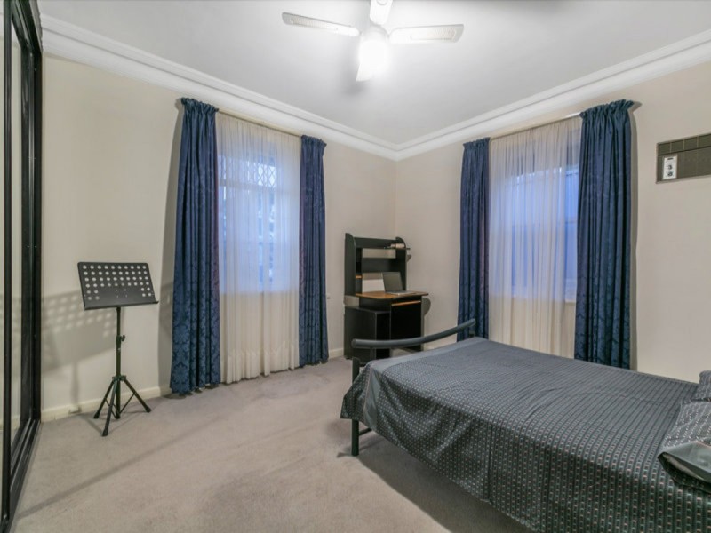 30 Norrie Avenue, Clovelly Park SA 5042