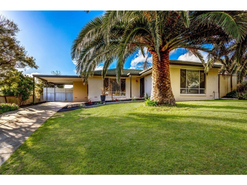 15 Taeping Street, Hallett Cove SA 5158