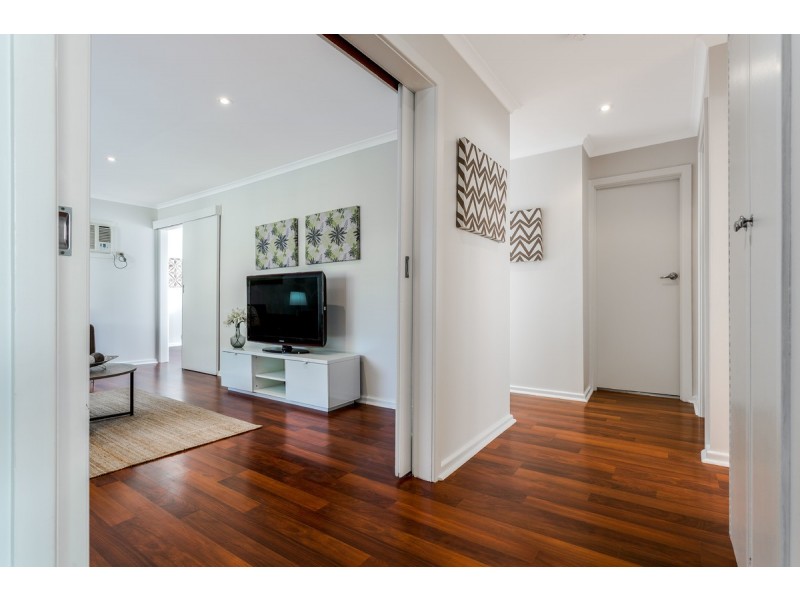 15 Taeping Street, Hallett Cove SA 5158