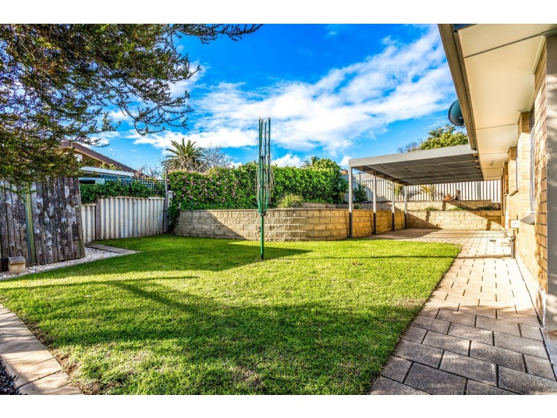 15 Taeping Street, Hallett Cove SA 5158