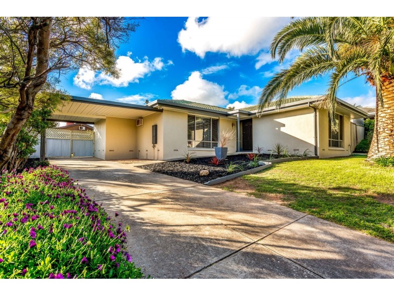 15 Taeping Street, Hallett Cove SA 5158