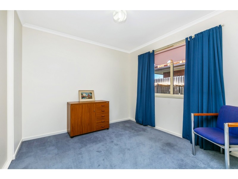 16 Phelps Court, Fulham SA 5024