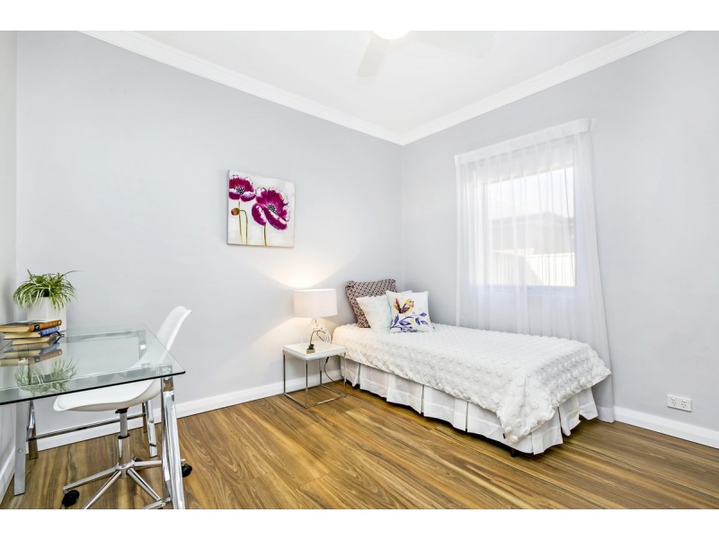 19 Nilpena Avenue, Park Holme SA 5043