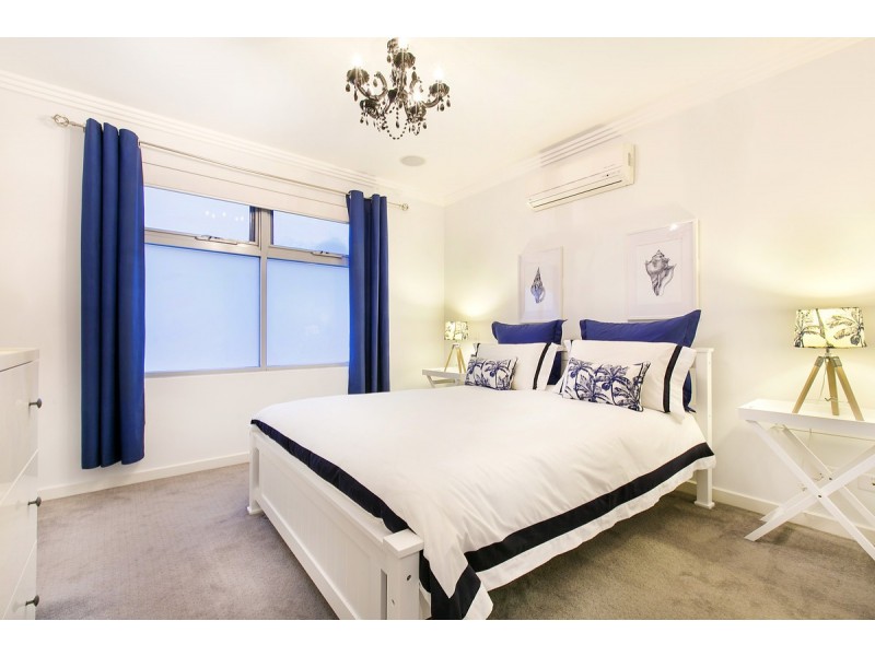 13 Barton Avenue, Kingston Park SA 5049