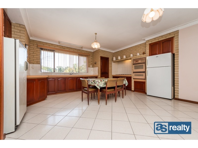 169 Alexander Drive, Dianella WA 6059