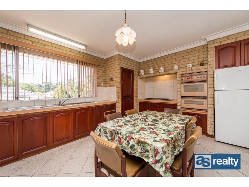 169 Alexander Drive, Dianella WA 6059