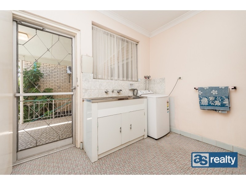 169 Alexander Drive, Dianella WA 6059