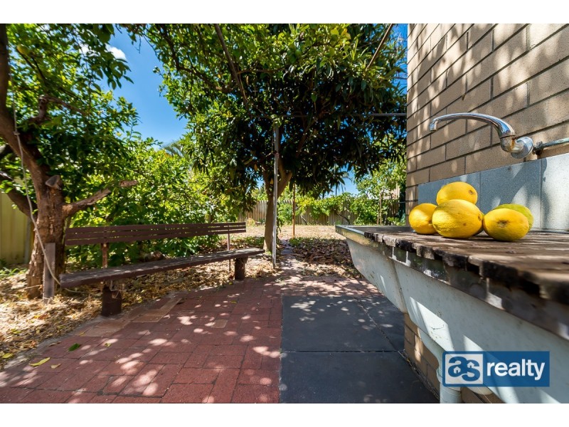 169 Alexander Drive, Dianella WA 6059