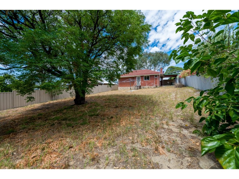 20 Esther Street, Eden Hill WA 6054