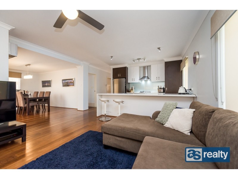 19 McKimmie St, Embleton WA 6062