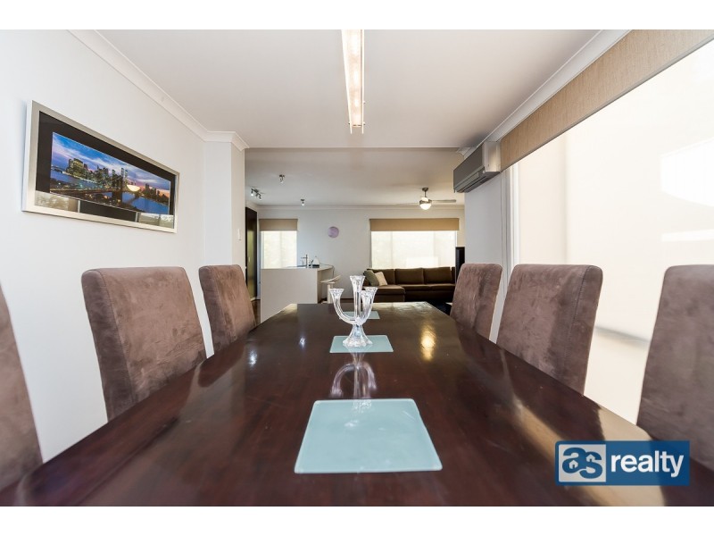 19 McKimmie St, Embleton WA 6062