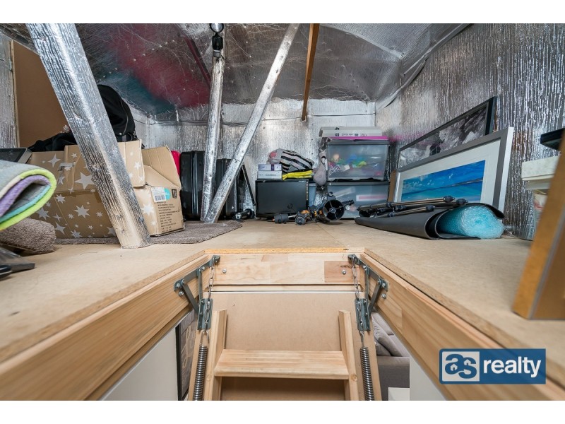 19 McKimmie St, Embleton WA 6062