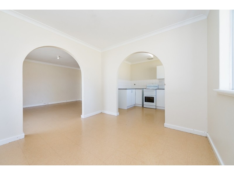 37B Broadway, Bassendean WA 6054