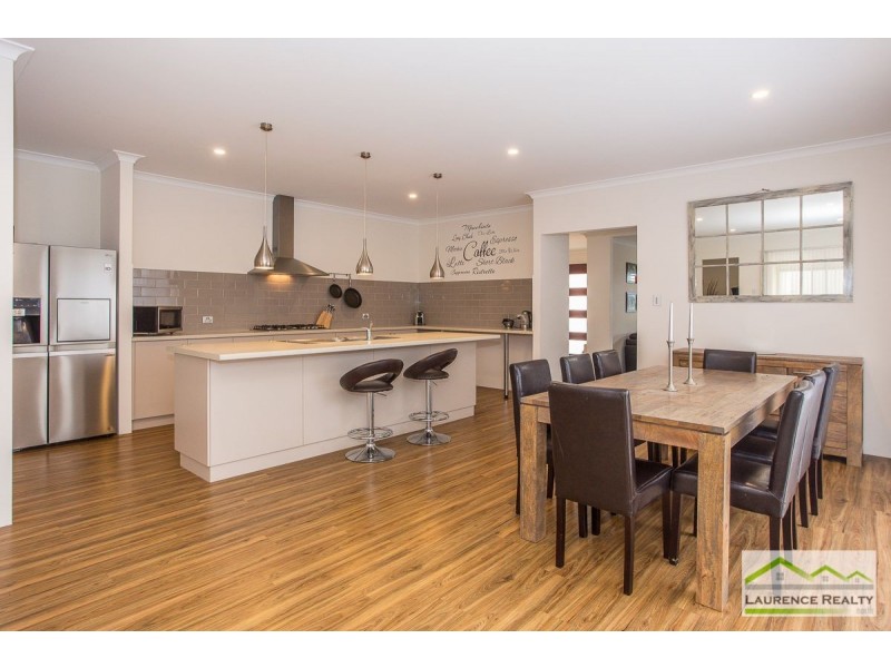 40 Perkins Drive, Clarkson WA 6030