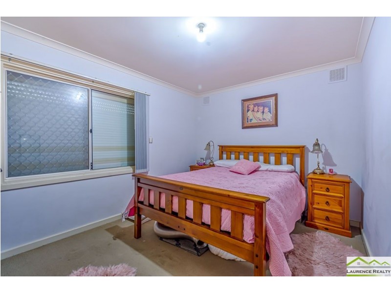 2B Bilby Road, Girrawheen WA 6064