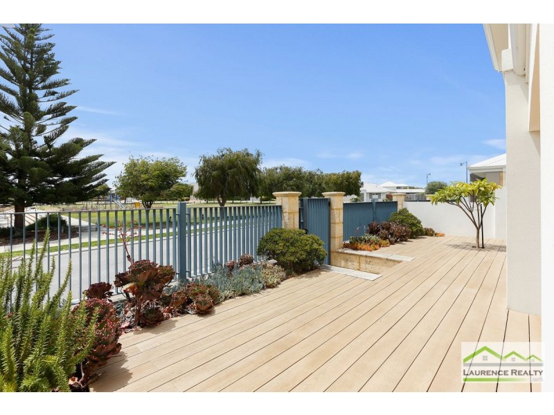 51 Roundhouse Parade, Jindalee WA 6036