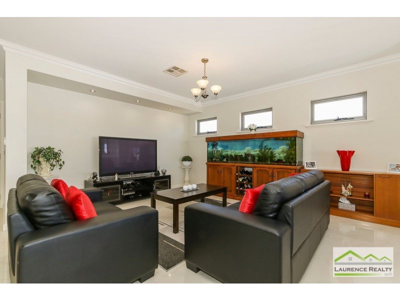 3 Seafarer Way, Jindalee WA 6036