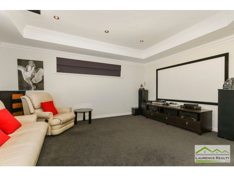 3 Seafarer Way, Jindalee WA 6036