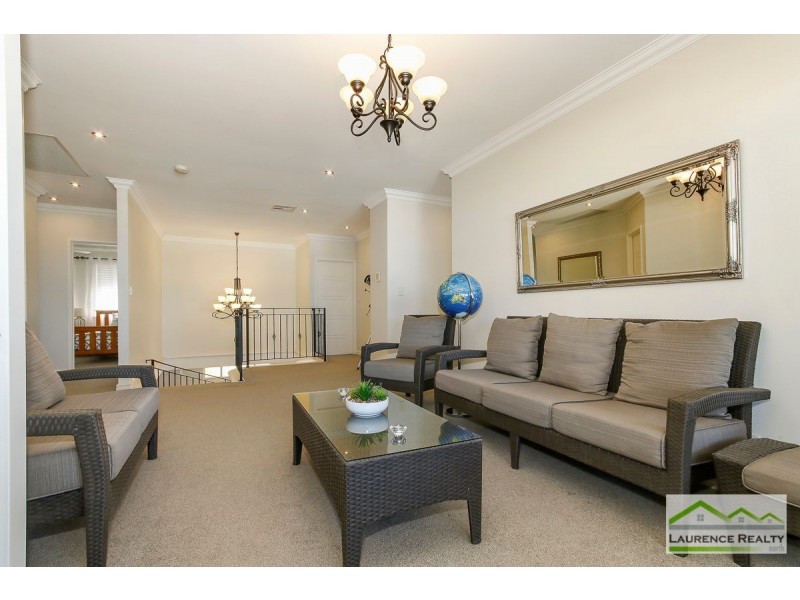 3 Seafarer Way, Jindalee WA 6036