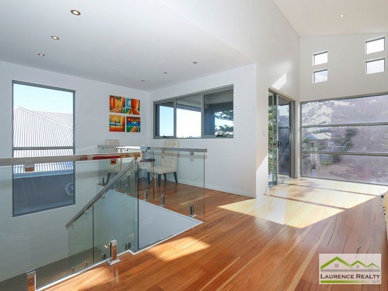 23 Swansea Promenade, Mindarie WA 6030