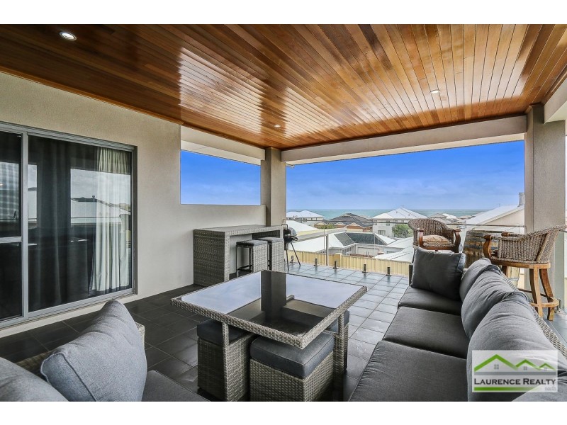 11 Seafarer Way, Jindalee WA 6036