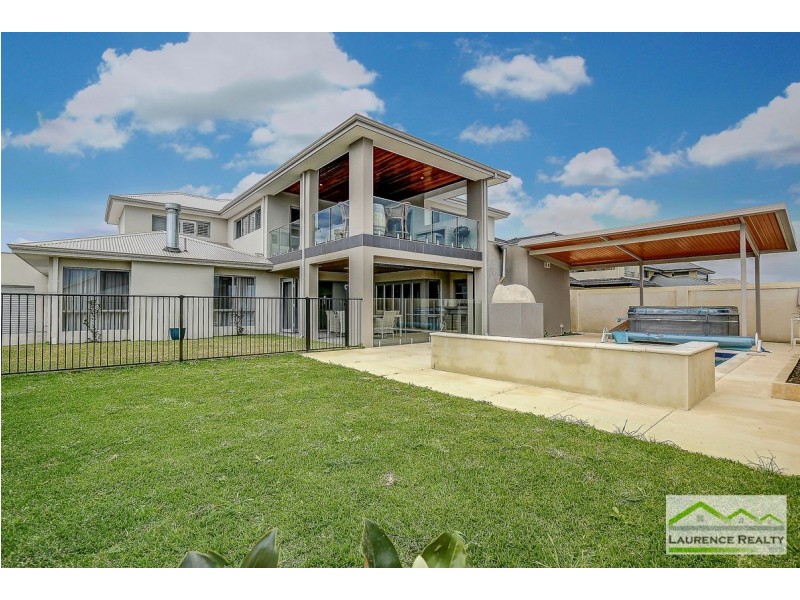 11 Seafarer Way, Jindalee WA 6036