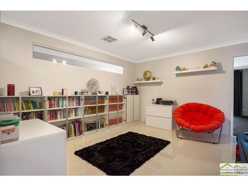 5 Daytona Road, Yanchep WA 6035