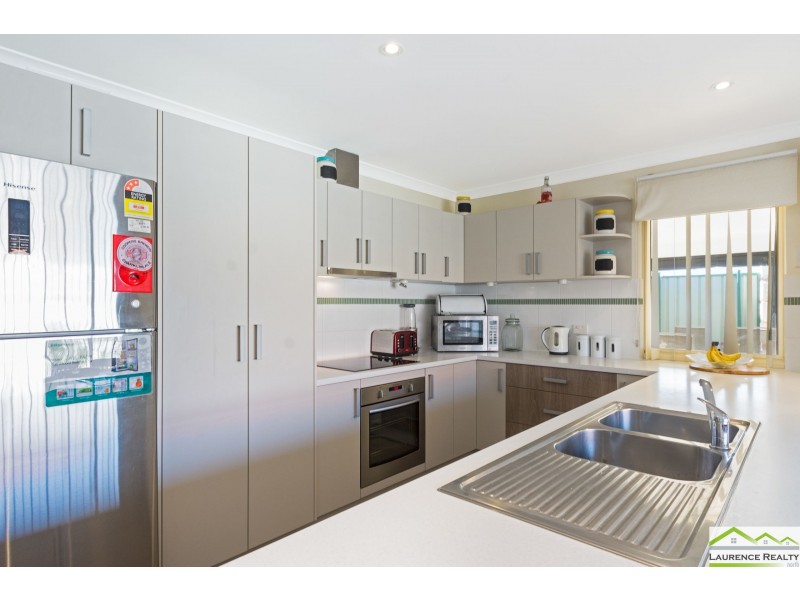 6 Sirius Ramble, Quinns Rocks WA 6030
