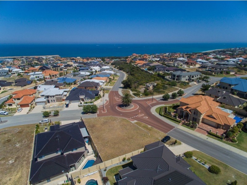 1 Eton Pass, Mindarie WA 6030