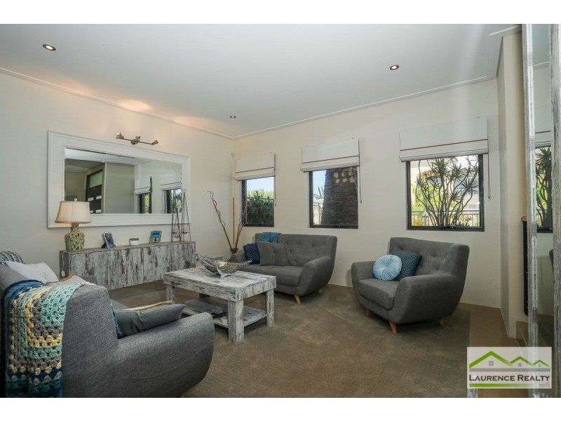 17 Glensanda Way, Mindarie WA 6030