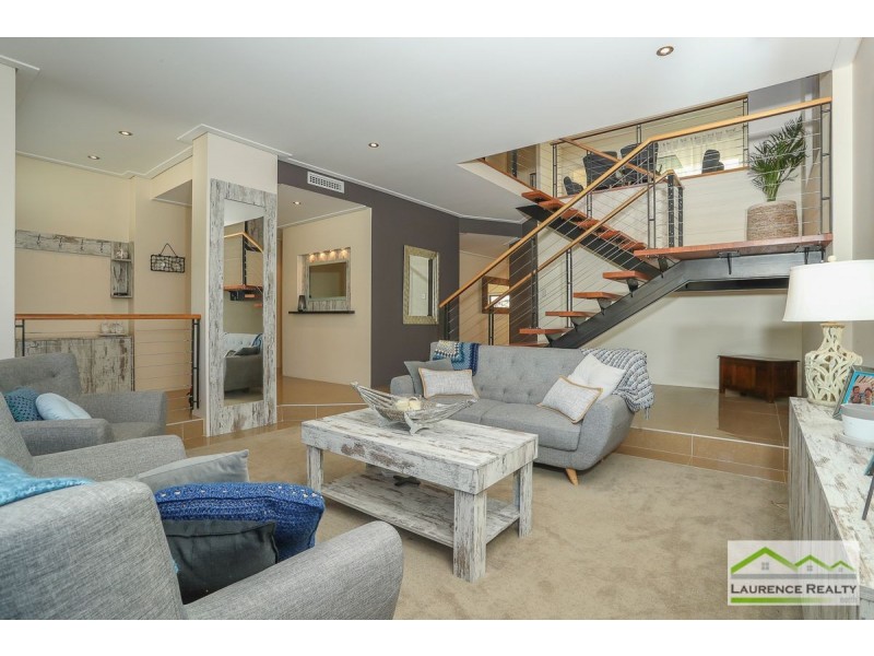 17 Glensanda Way, Mindarie WA 6030