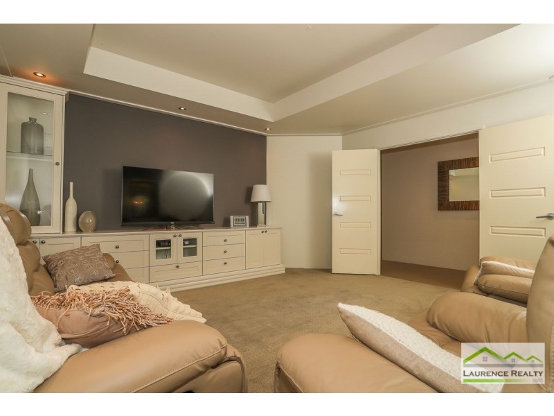 17 Glensanda Way, Mindarie WA 6030
